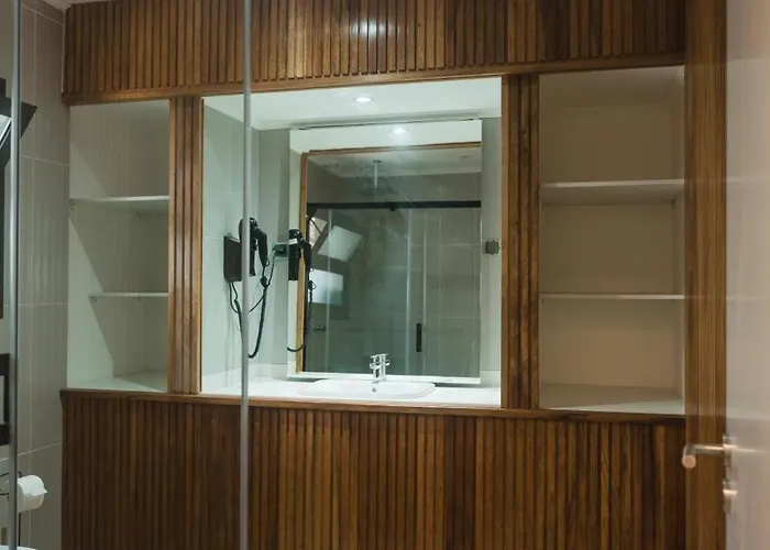 Os Ninhos Dos Avos *