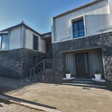 3-Bedroom Home In Capelas With Ac, Heat & Parking Apartment Ponta Delgada (Sao Miguel)