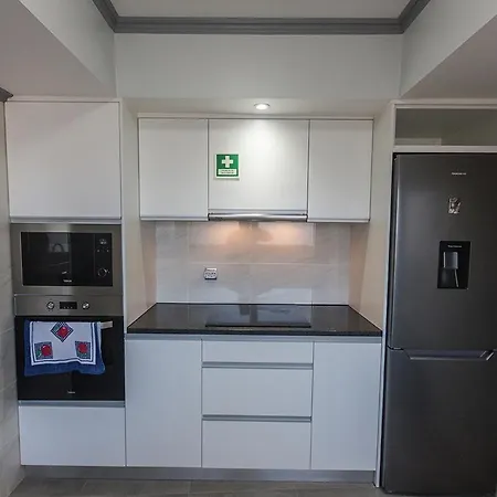 3-Bedroom Home In Capelas With Ac, Heat & Parking Ponta Delgada (Sao Miguel)