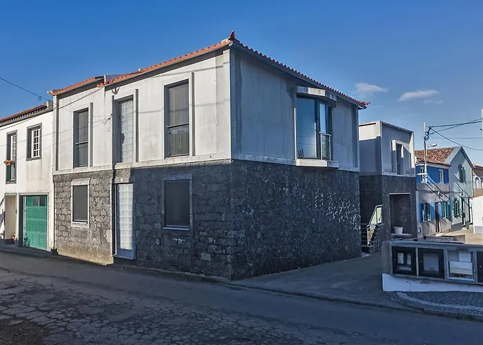 Os Ninhos Dos Avos Apartment *